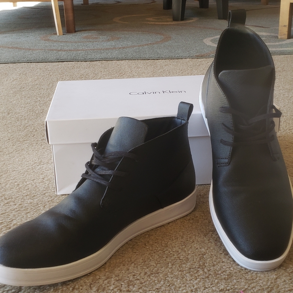 Calvin Klein "Bain Saffiano" Designer Sneaker Shoes, Mens Size 11